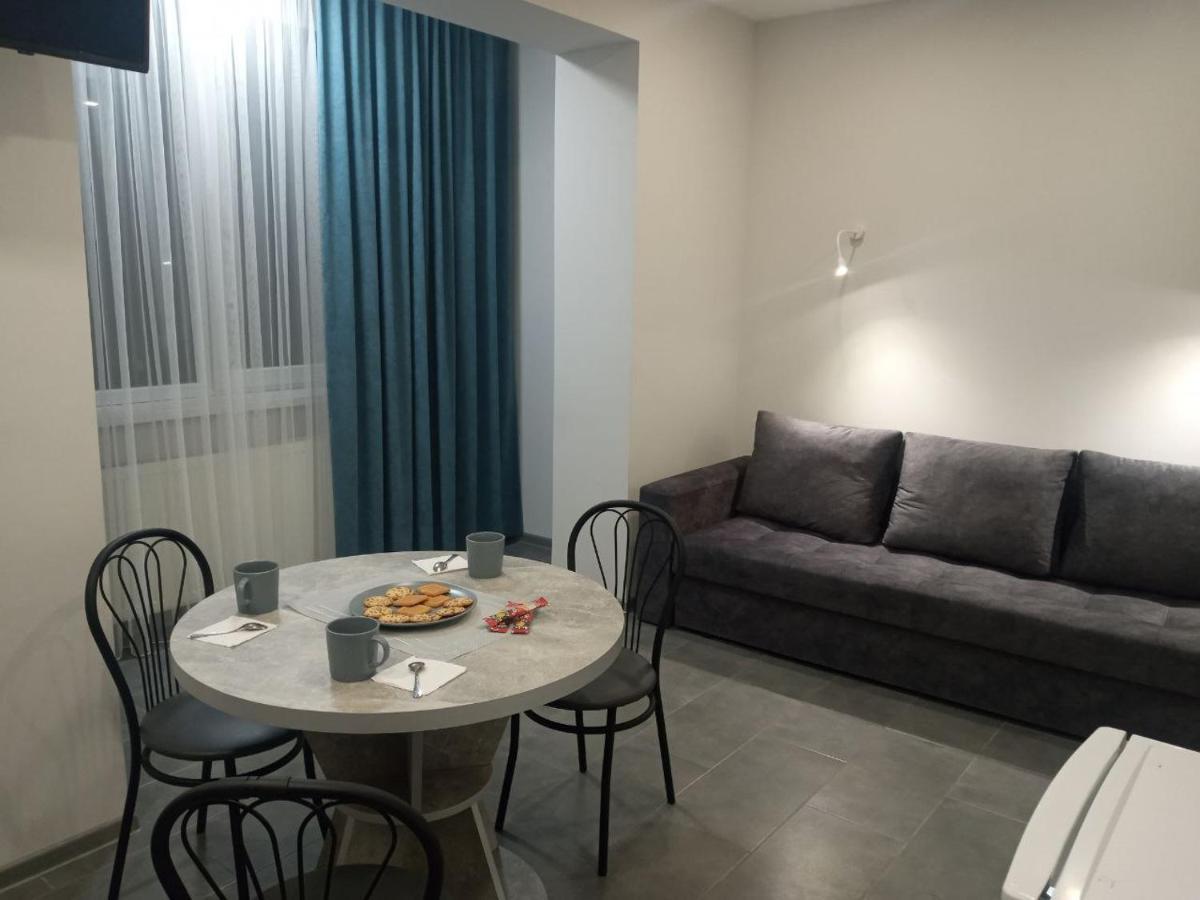 Apartment Edelweiss Ujhorod Exterior foto